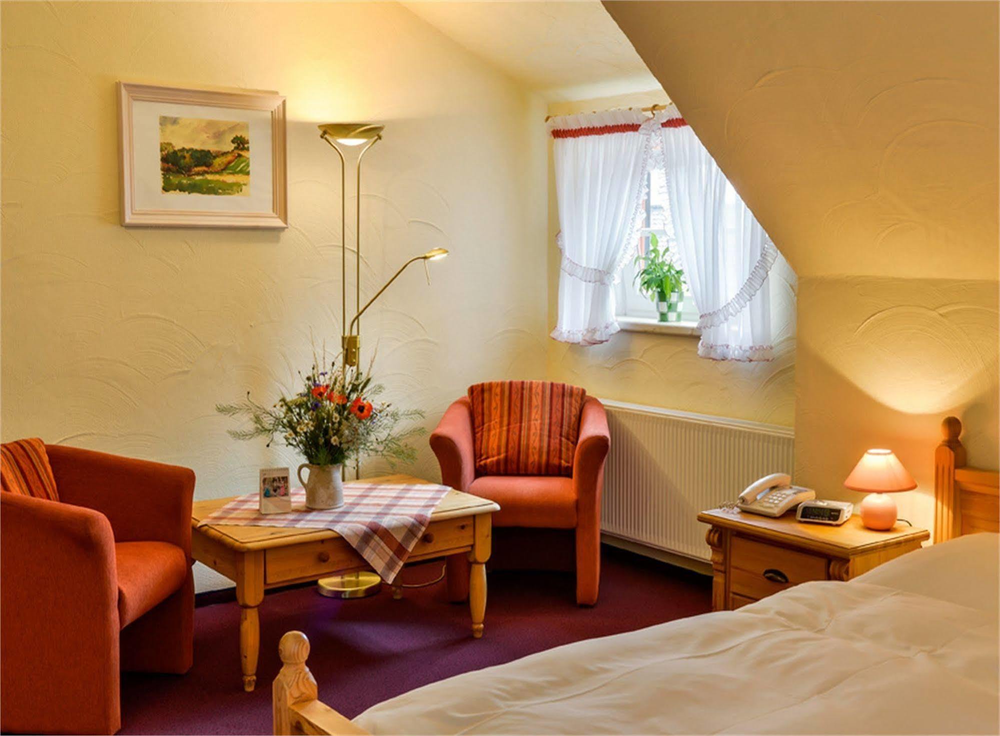 Hotel Gut Voigtlaender Blankenburg  Exterior foto